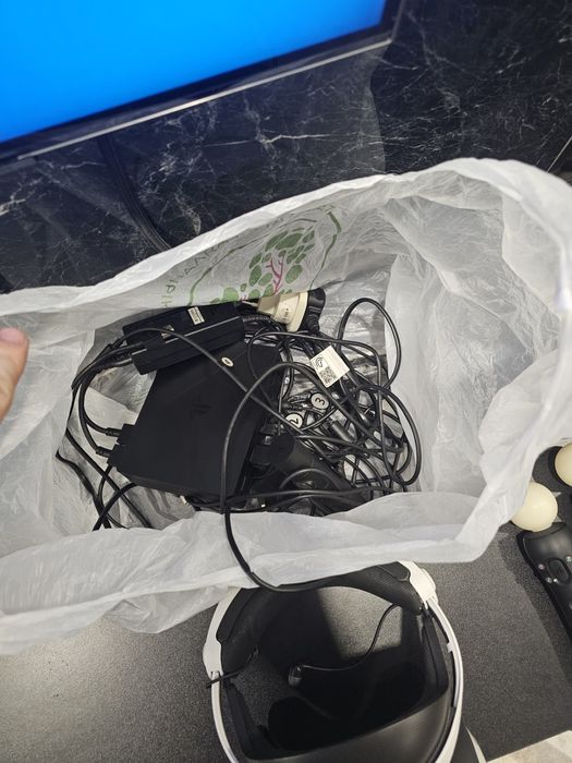 Playstation 4 (500 гб ,) + VR + джойстики
