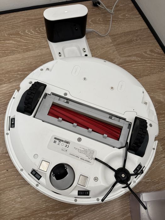 Робот-пылесос Roborox Q7 max