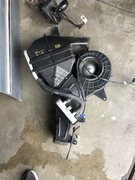 Продавам киа за части