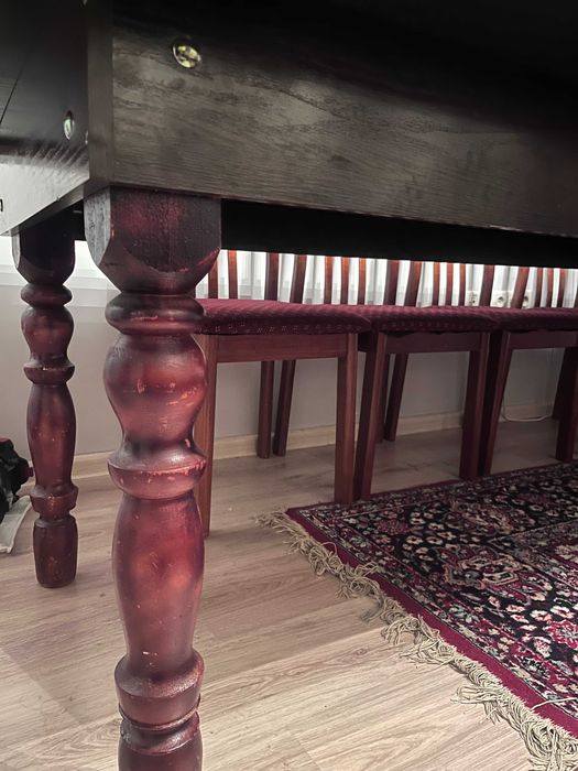 Стол для гостиной