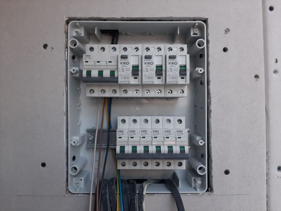 Электрик Аварийный