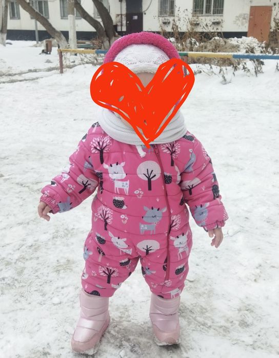 Продам комбинезон на девочку.
