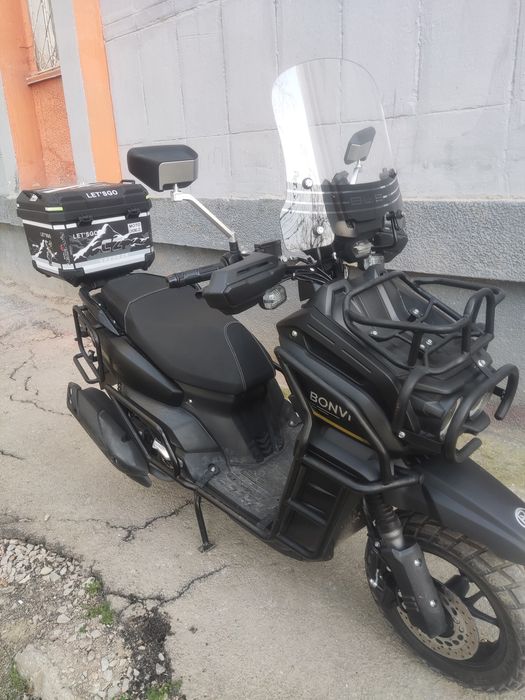 Бонви Танк 2 скутер 150сс