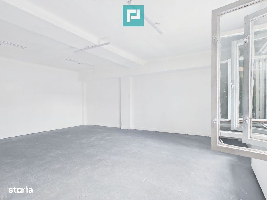 Spatiu comercial central Arad