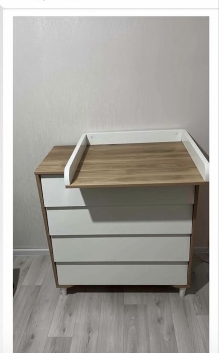 Продам Комод с пеленатором