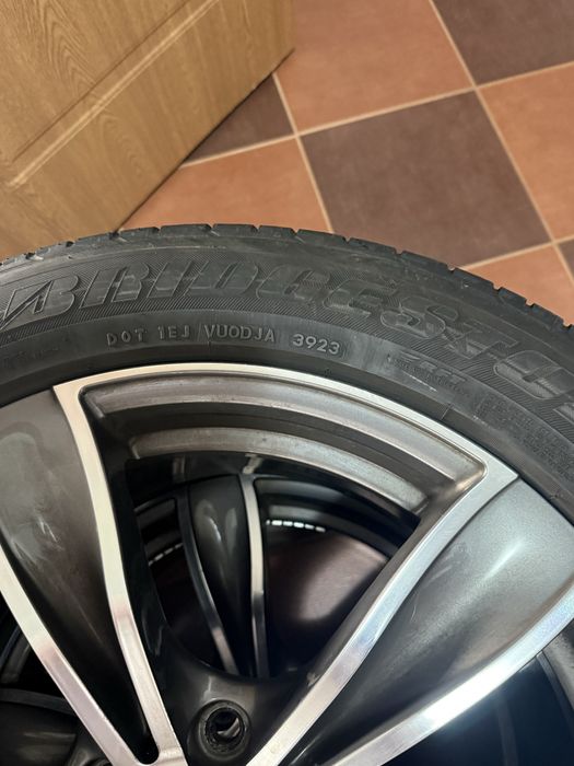 Vand jante pe 19 doua dim.x5 , anvelope vara Bridgestone dot 2023
