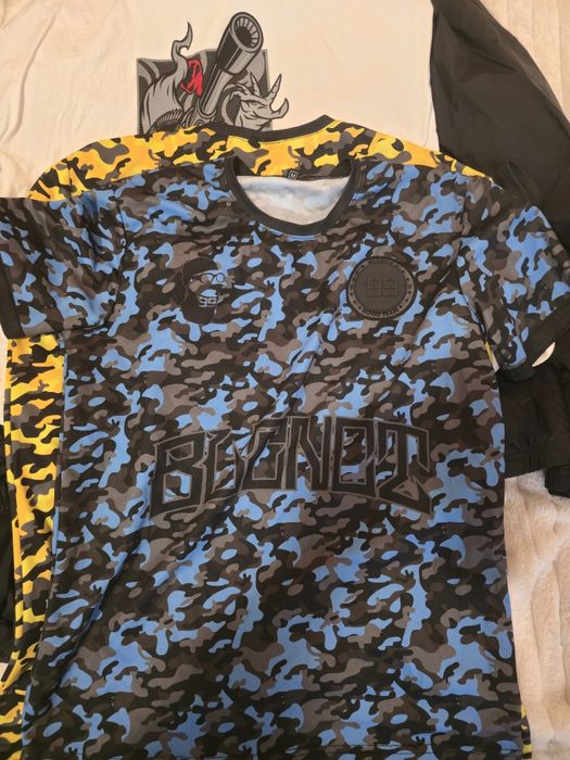 Тениски bandit ,luda ,bliznacite