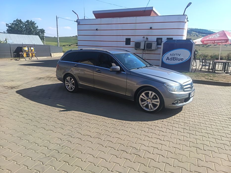 Vând Mercedes C Class w204