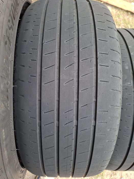 Продам шины. 235/45/18 бриджистон