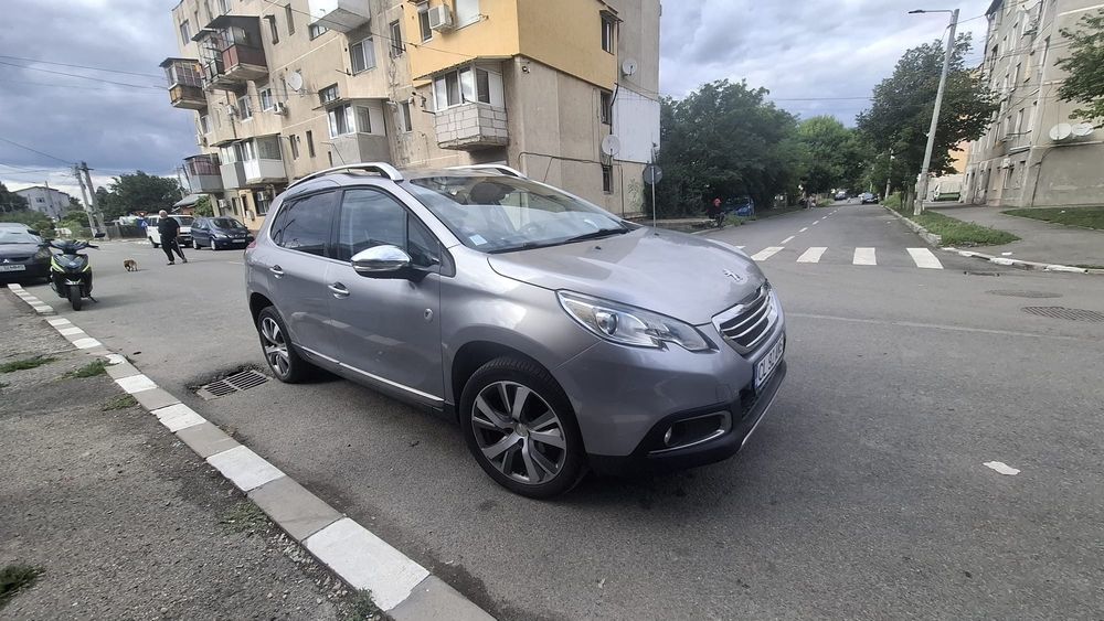 De vânzare Peugeot 2008 – Euro 6, Benzină, Stare Excelentă (Ideală pentru oraș și drumuri lungi)