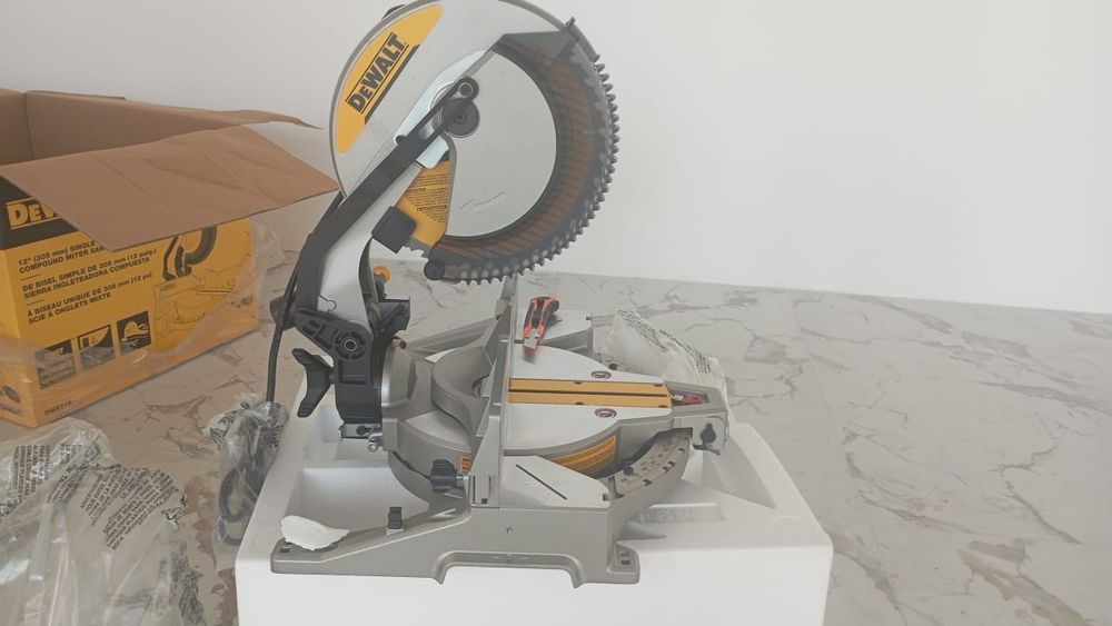 Продам DeWalt  Dws715