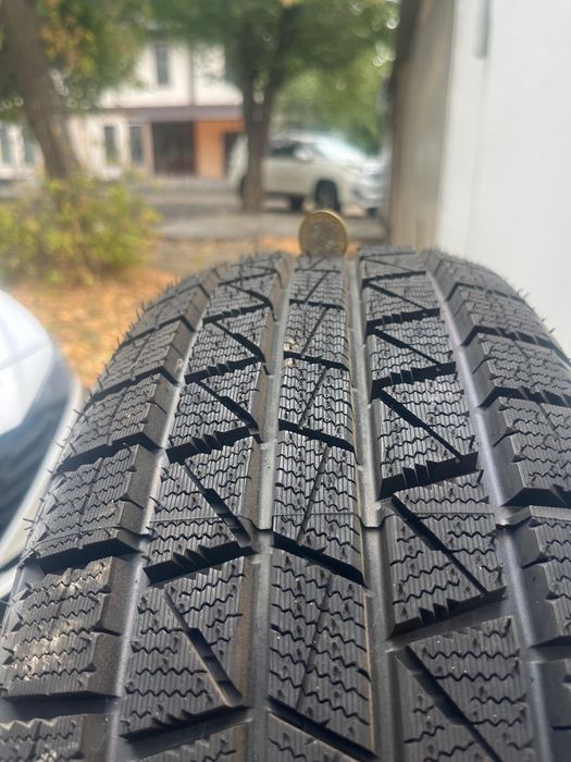 Зимние шины новые