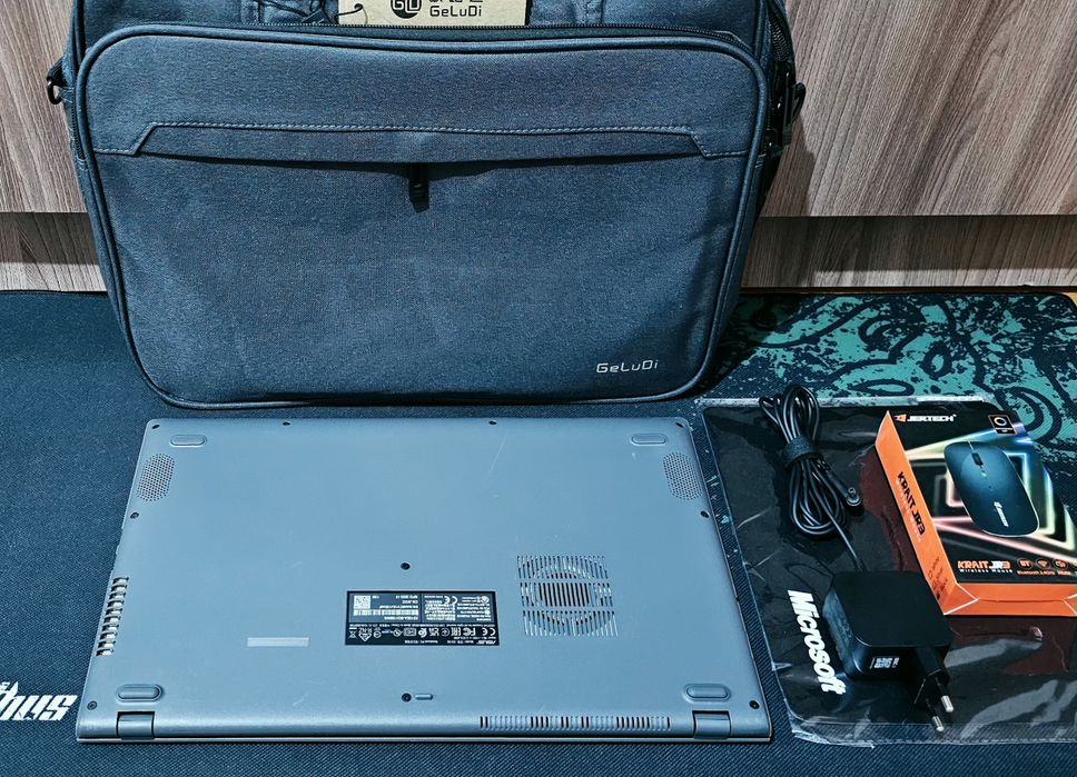 Asus Go15 ozu8,ssd256 11 Gen! Ultrabook!