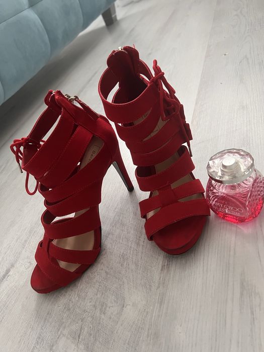 Sandale Bershka cu toc , marime 37, rosii , toc 10cm