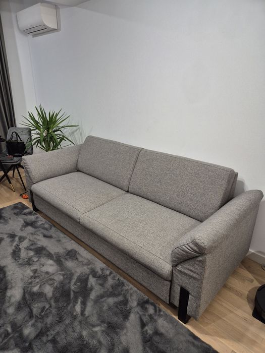 Canapea  Mobexpert 3 locuri extensibila in stare noua  (Vernon)