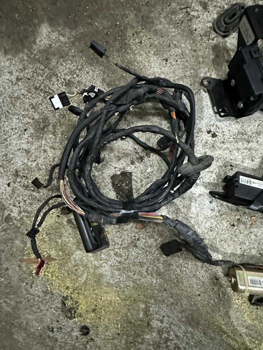 Електрически багажник БМВ Е61