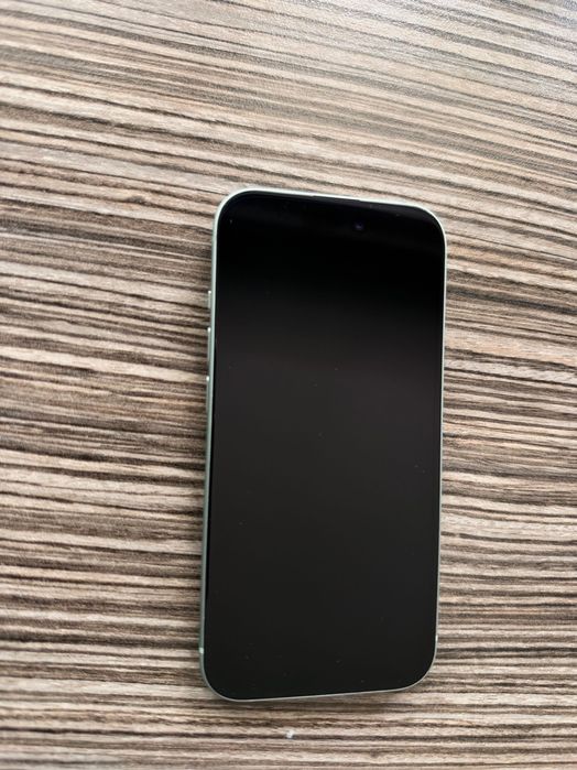 Iphone 15- mint,128 GB