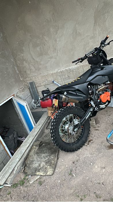 Эндуро Зуммав 300 продам