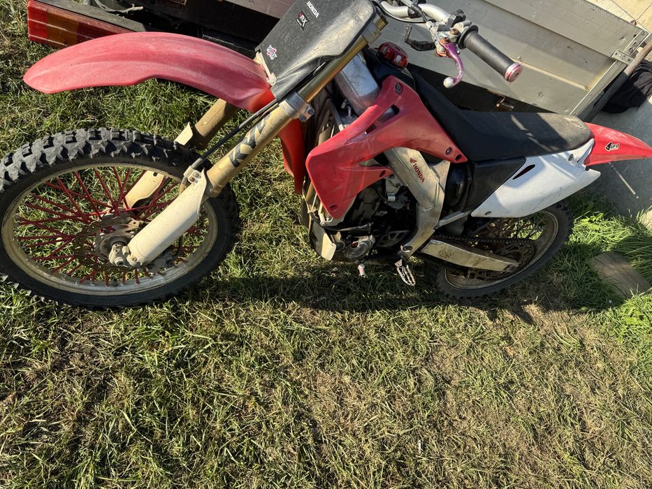 Vand sau schimb Honda crf 450 an 2009
