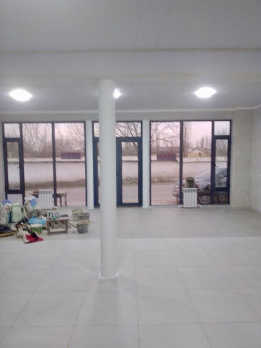 Qorasuvda tayyor joy arenda! 70 m², Remonti yangi, Yo‘l yuzi.