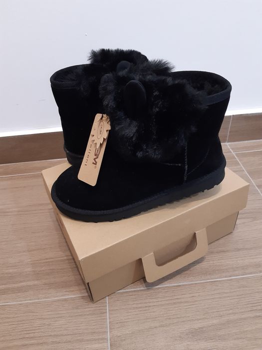 Ghete tip UGG noi marimea 37