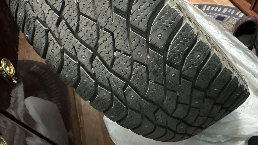 Продам зимние шины