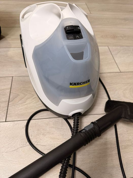 Продаю моющий пылесос KARCHER