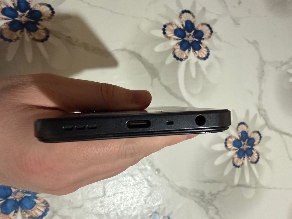 Oppo A78 5G  256gb