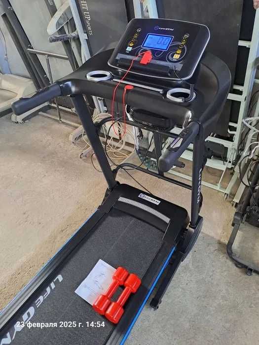 Беговая дорожка LIFE GYM 355