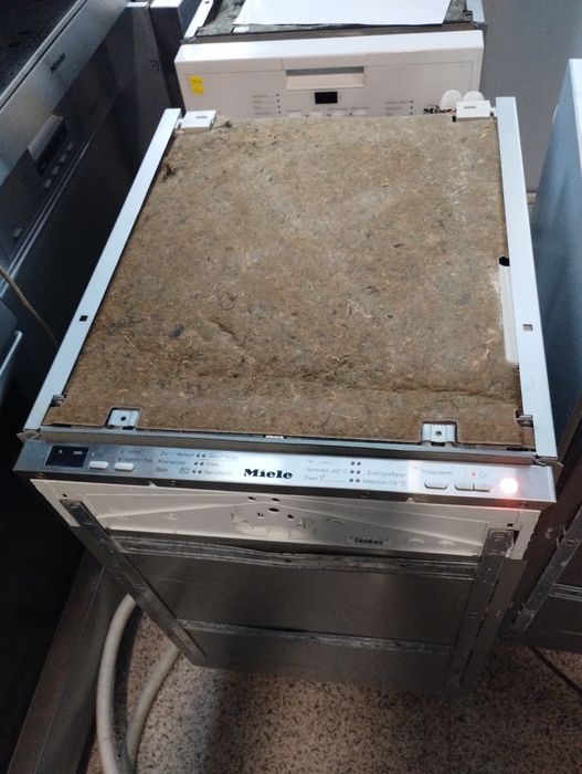 Съдомиялна Miele G1652 SCVI За пълно вграждане 45 см