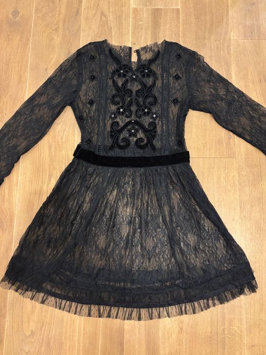 Дантелена рокля на  Zara