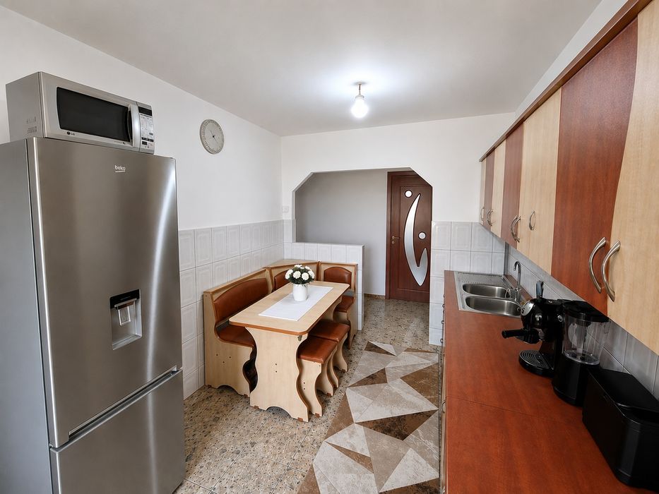 Apartament 3 camere m11