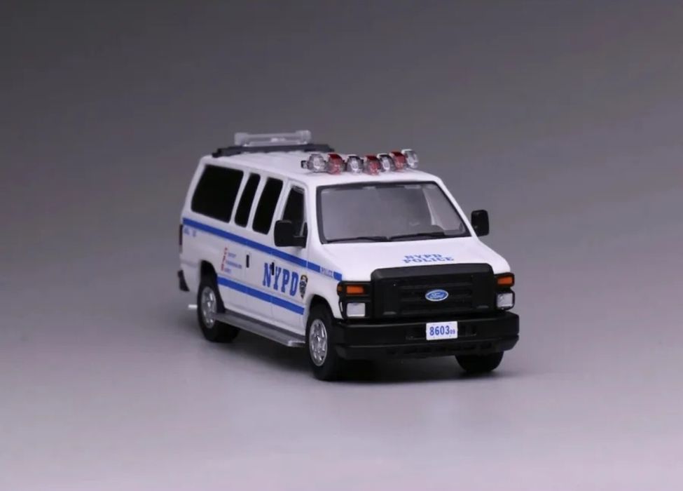 Масштабная модель Ford Vans NYPD