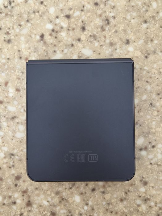 Samsung Galaxy Flip 7