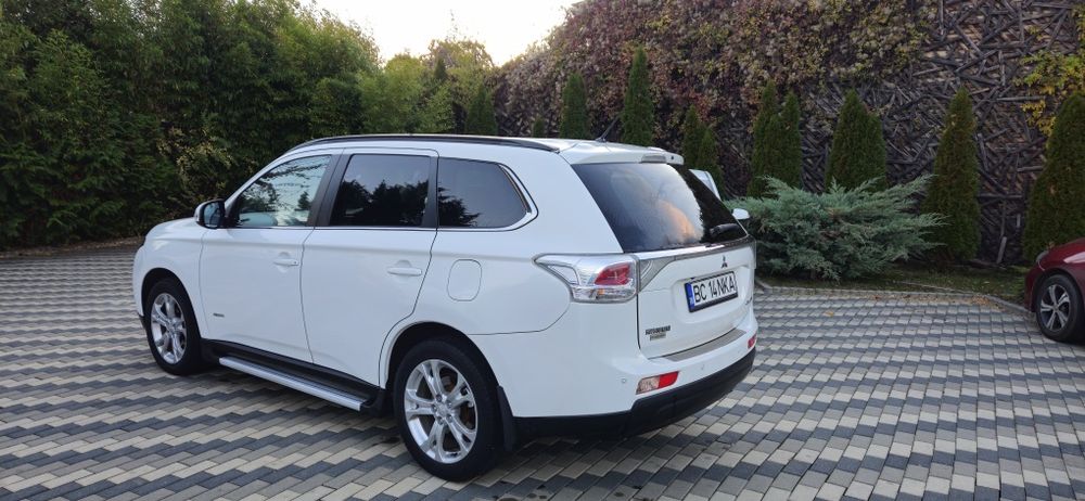 MITSUBISHI Outlander 2014 — imagine 5
