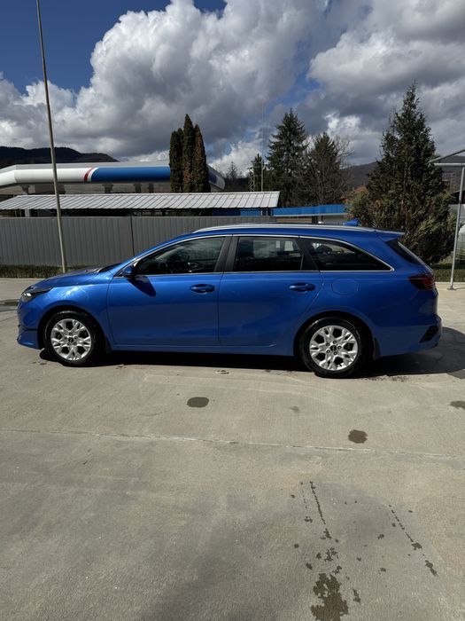 Продавам Kia ceed SW