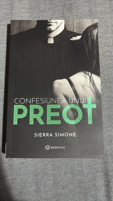 Vand carti in stare buna