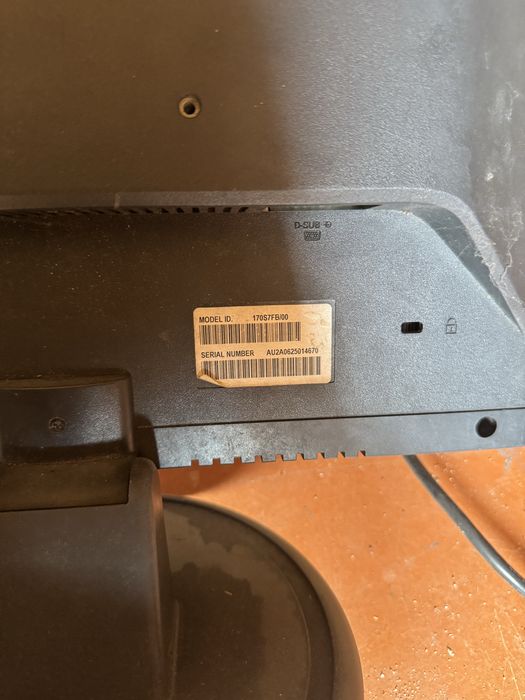 Монитор philips……