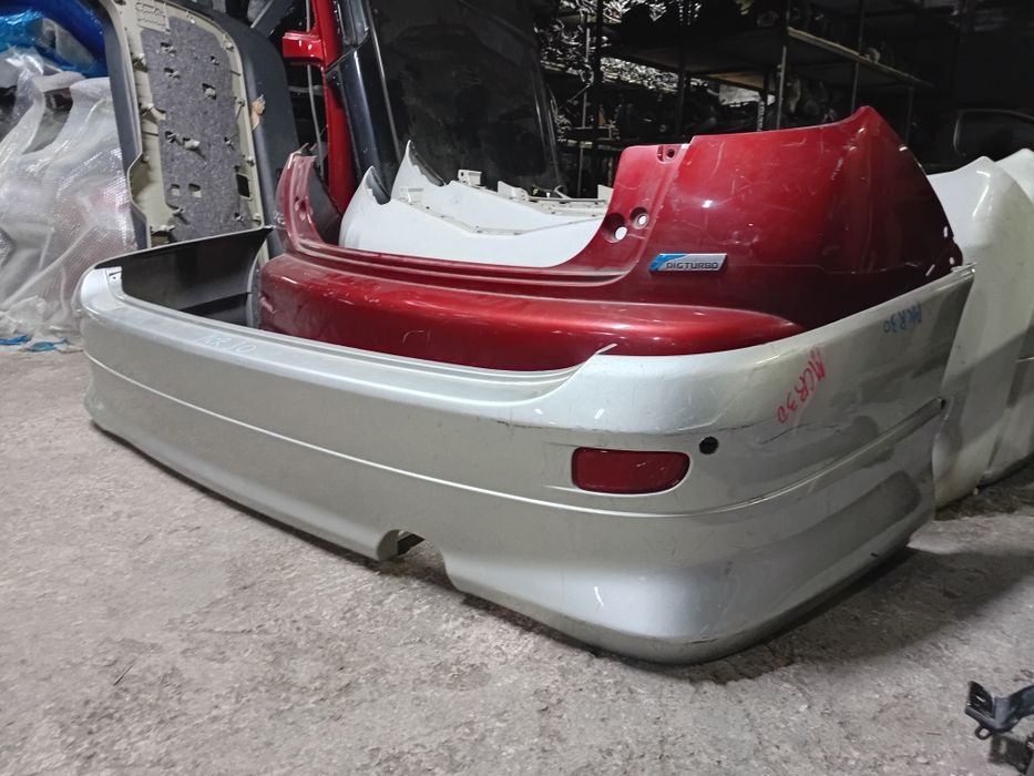 Задний бампер Toyota Estima 30кузов