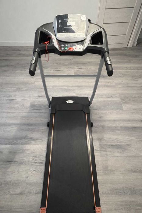 Bandă de alergat fitTronic