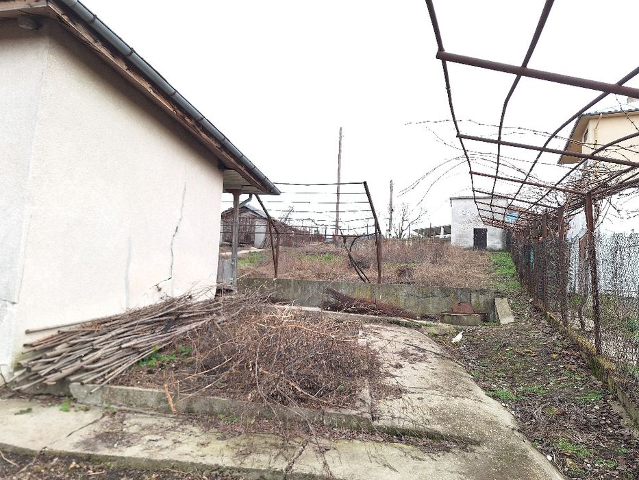 Продава се Къща в с. Айдемир, Област Силистра - 60 кв.м за 468 €/кв.м - Снимка #3