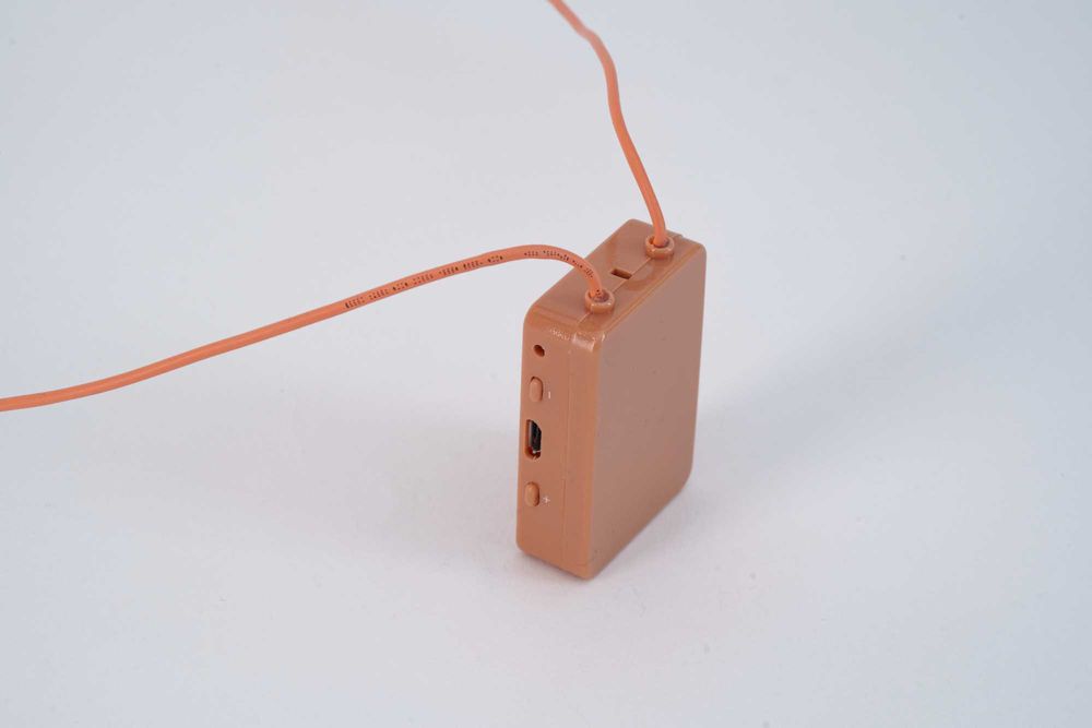Cutie Gsm de copiat cu SIM si nano casti de copiat discrete Comunicare audio la distanta fara telefon Casca de Copiat