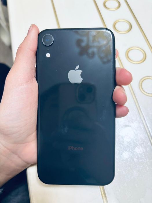 IPhone XR  64 gb