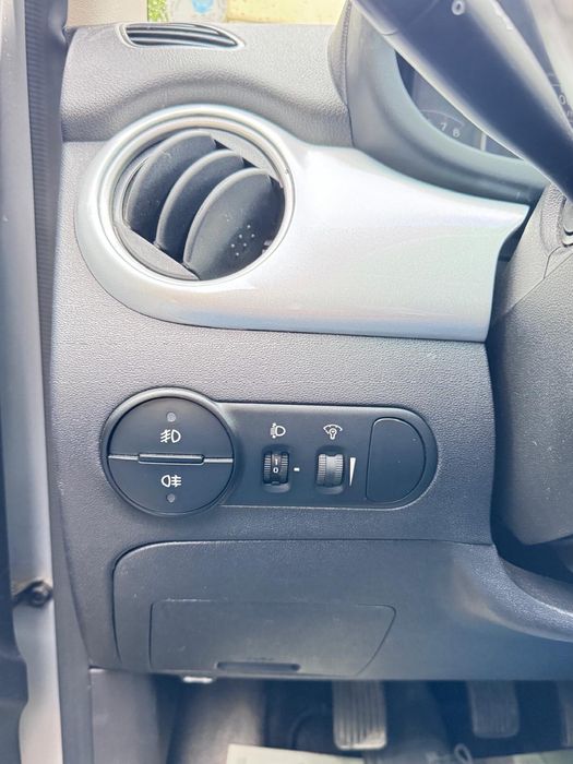 Vând Hyundai i10, 2011, 74000 km