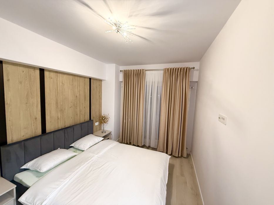 Inchiriez apartament de lux cu  2 camere, in bloc nou