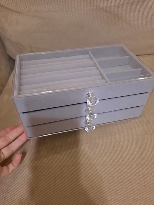 Кутия за бижута 3- етажна