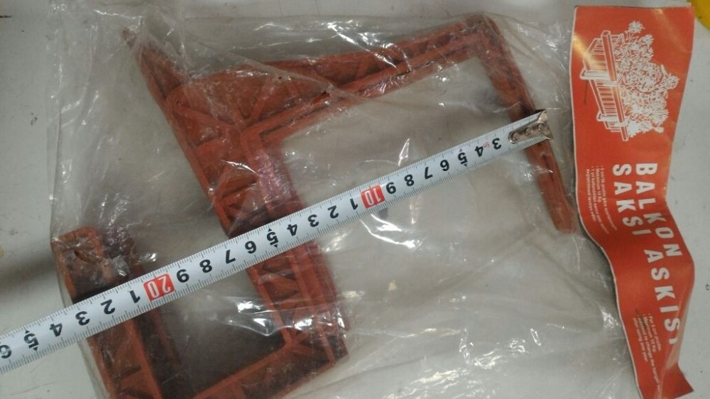 Кукички за пердета, държачи за сандъчета