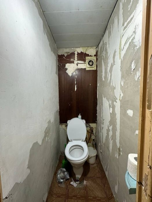 Сергелинский р-н Куйлюк массив 5 5/5/5 франция 112м2 балкон 2х6