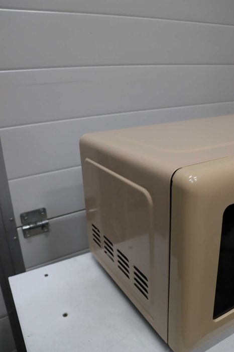 Cecotec Proclean 5110 Ретро Жълта Цифрова Микровълнова Печка с Грил, 700 W, 5 Нива, Таймер до 60 минути, 8 Програми и Режим Размразяване, лек ДЕФЕКТ