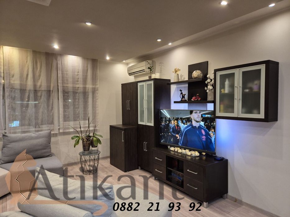 Продава се Двустаен апартамент в София, Люлин 8 - 75 кв.м за 1428 €/кв.м - Снимка #1